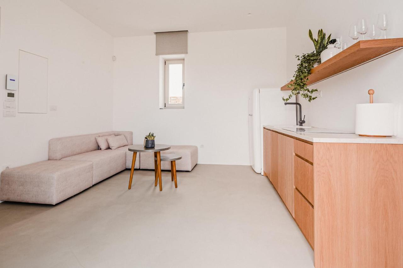 Amarelo Suites Klouvas المظهر الخارجي الصورة